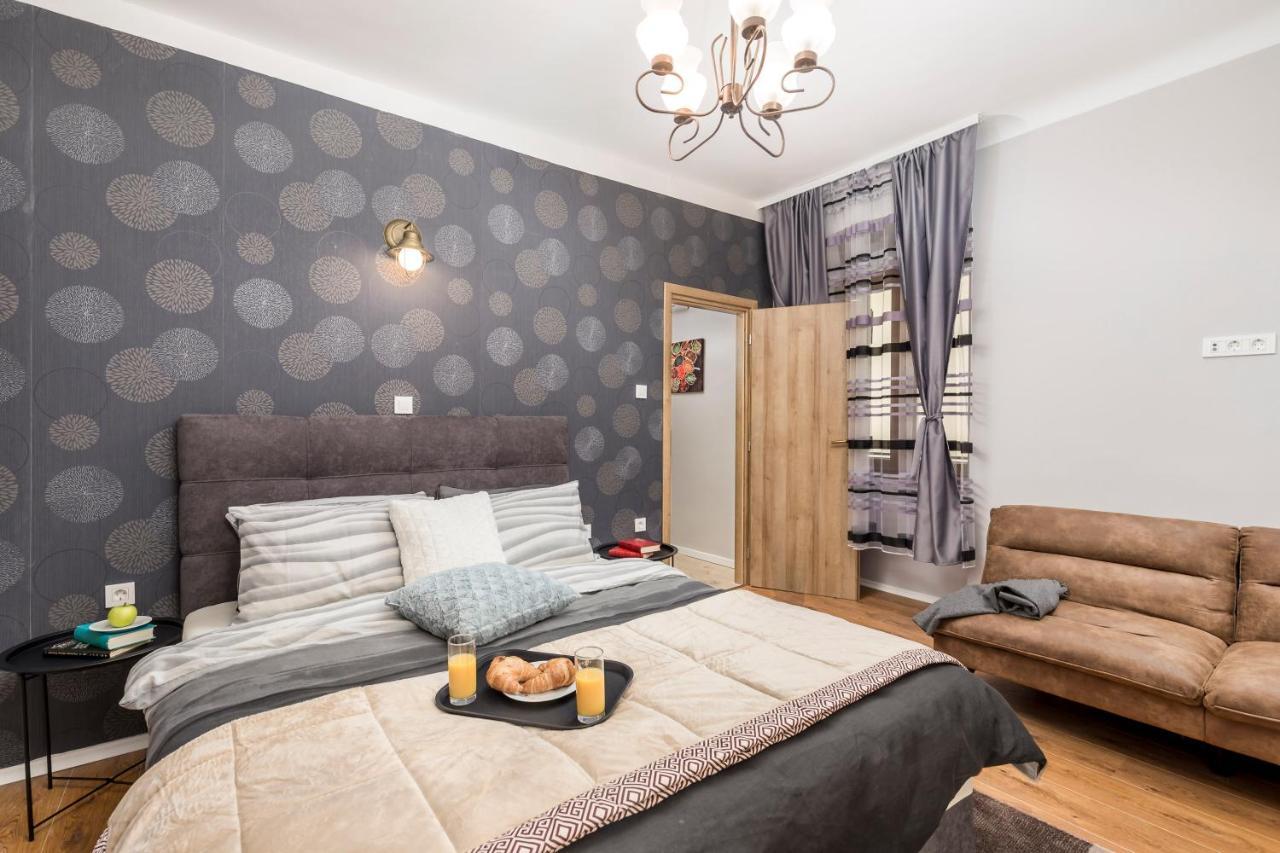 4 Season Apartments Rijeka Bagian luar foto