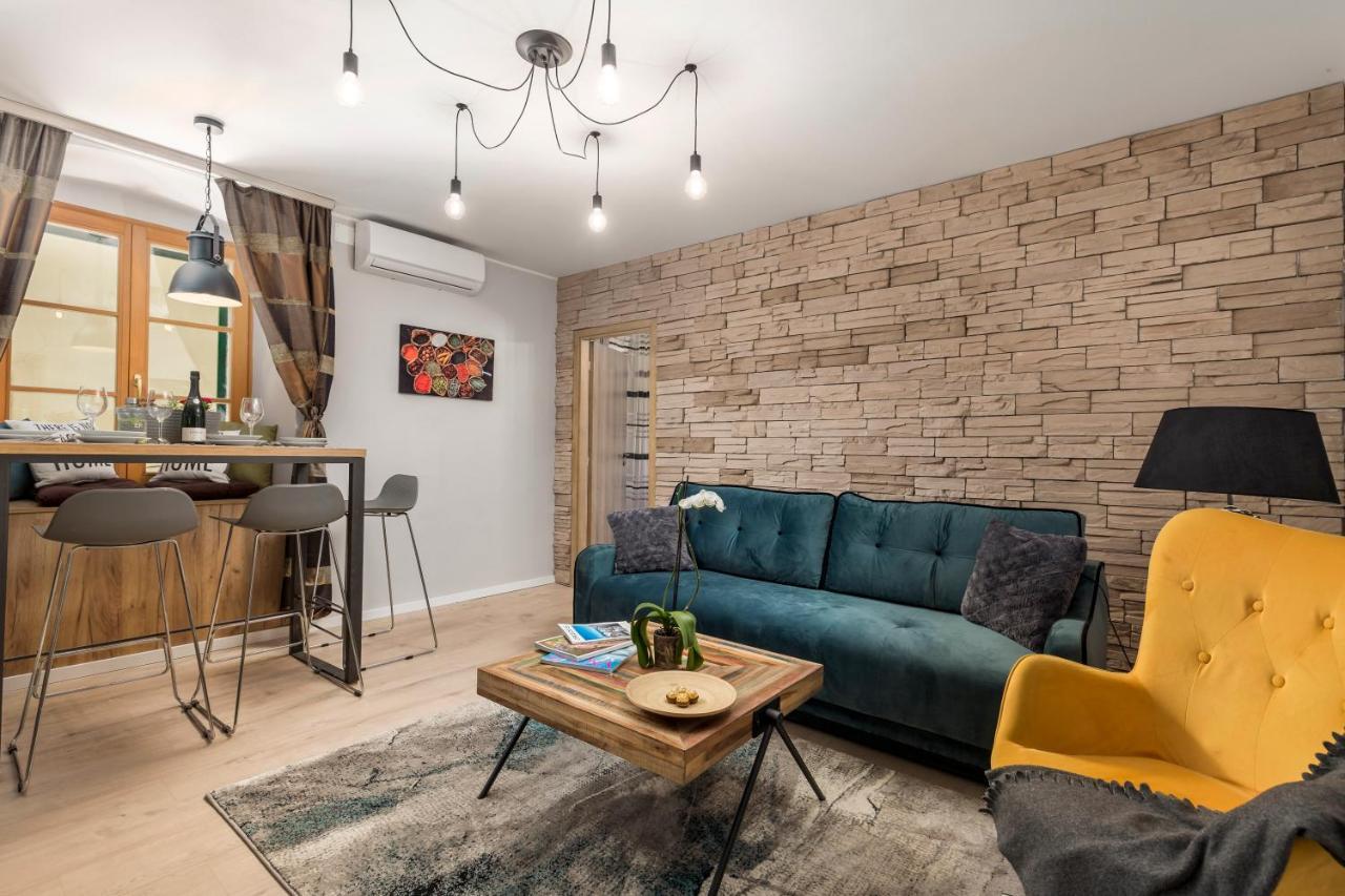 4 Season Apartments Rijeka Bagian luar foto